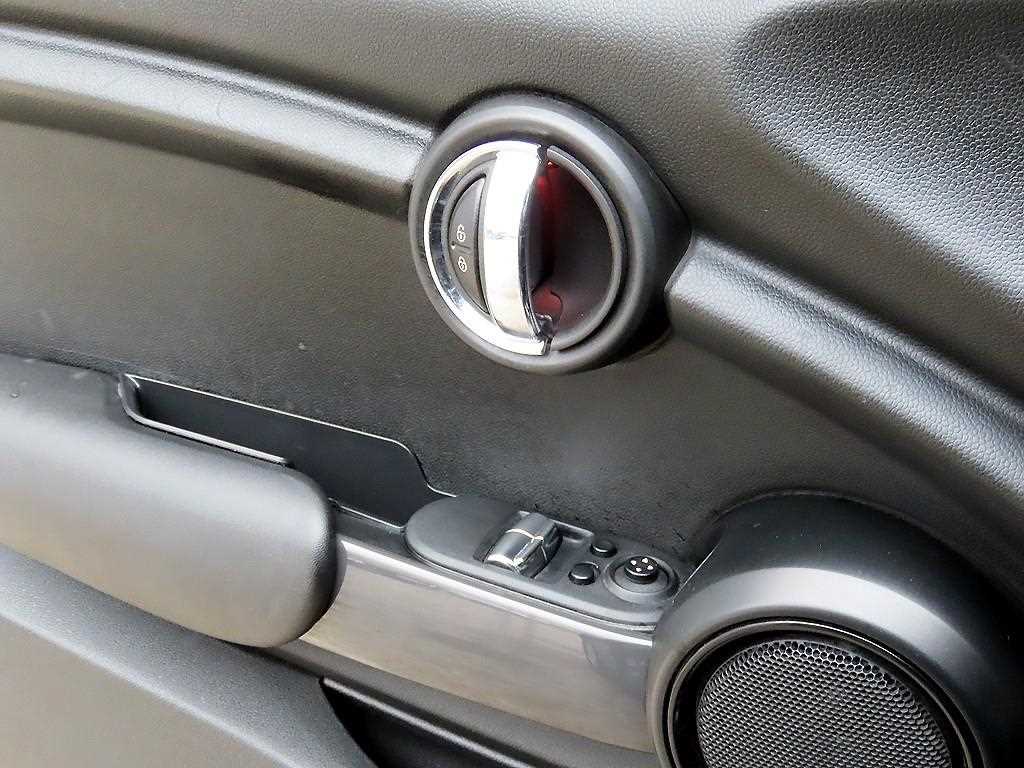 Mini Cooper - Vista 11