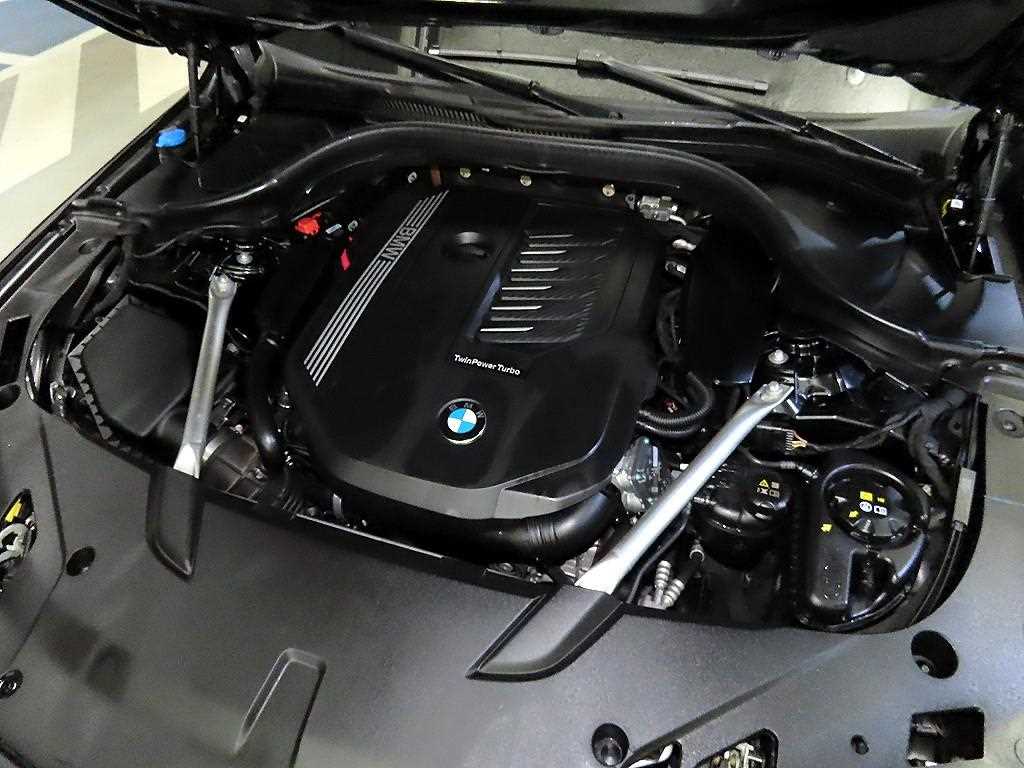 BMW Gran Turismo 2023 Negro - Importación desde Corea - HF Imports Iquique - Foto 19