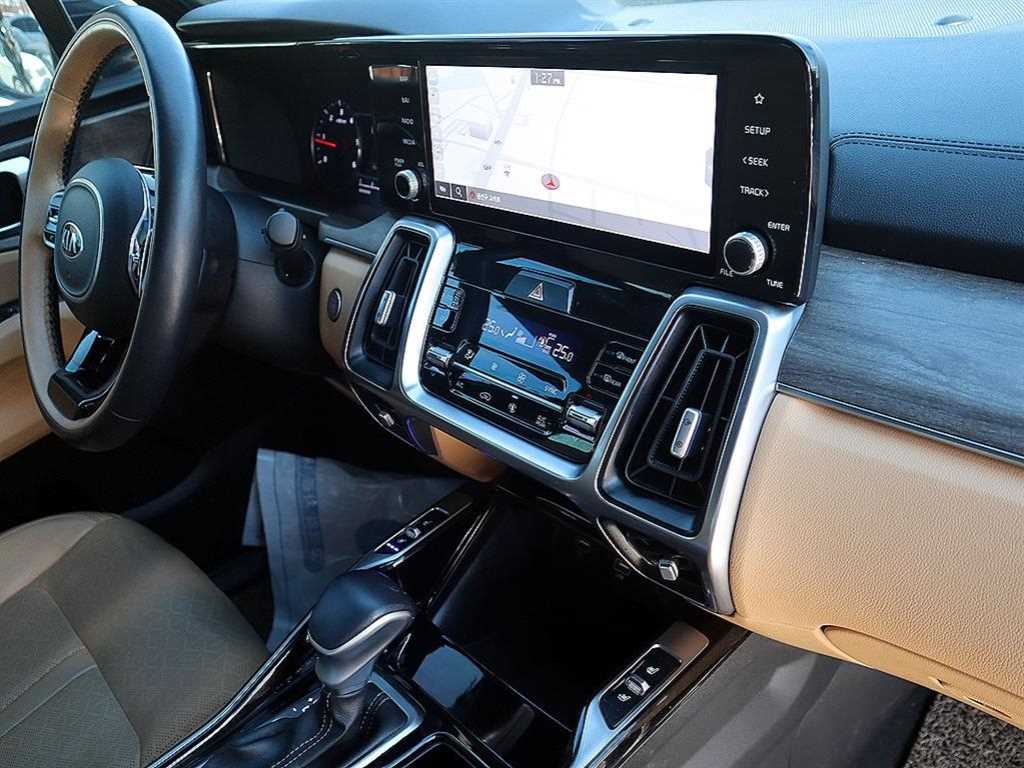 KIA Sorento - Vista 11