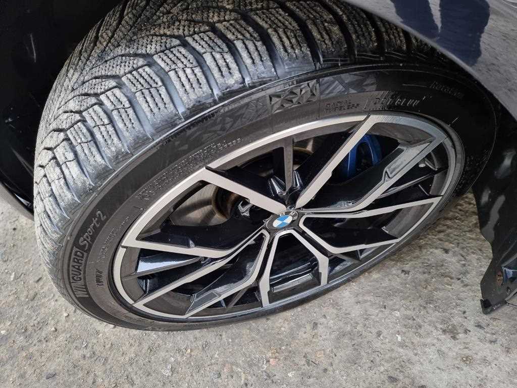 BMW 5 Series 2021 Negro - Importación desde Corea - HF Imports Iquique - Foto 19