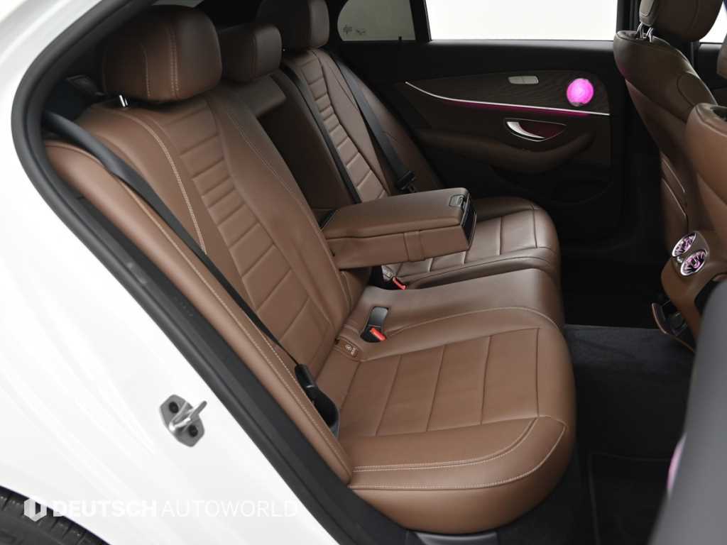 Mercedes Benz E class - Vista 12