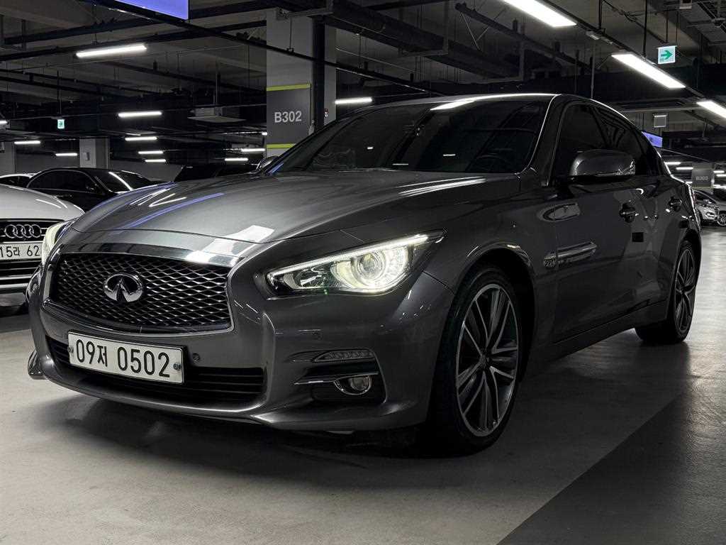 Infiniti Q 2016