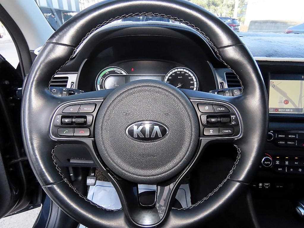 KIA Niro - Vista 8
