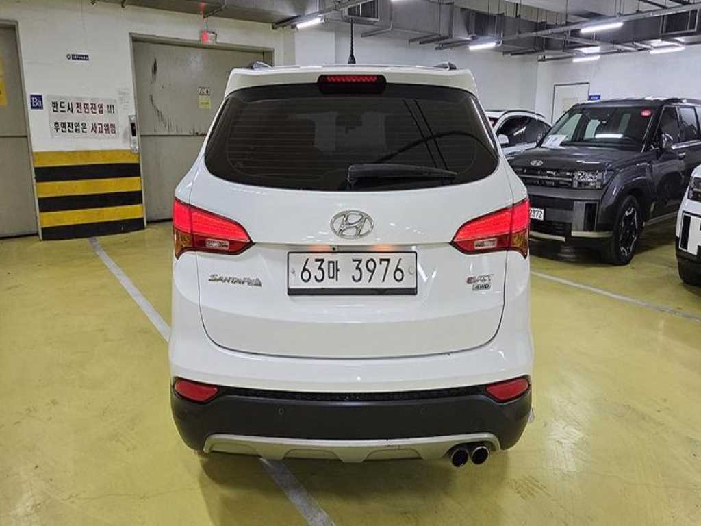 HYUNDAI Santa Fe - Vista 5
