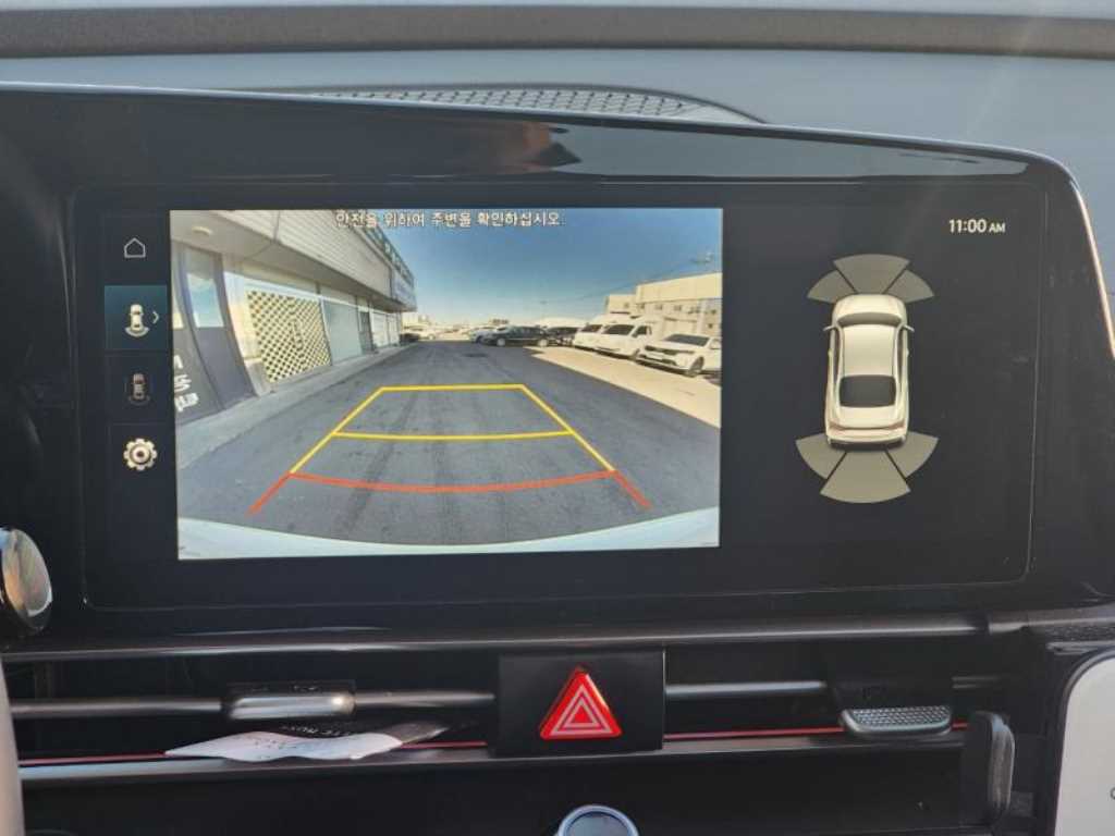 HYUNDAI Avante - Vista 11