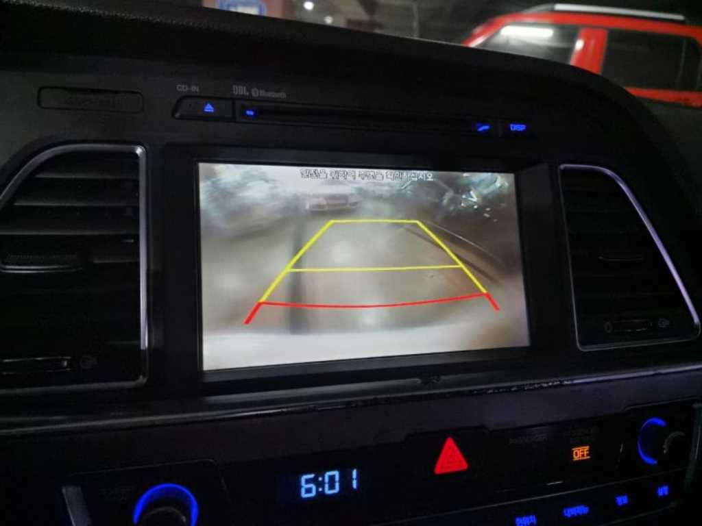 HYUNDAI Sonata - Vista 9