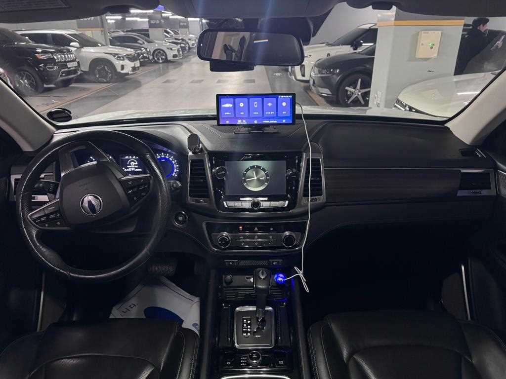 Ssangyong Rexton - Vista 9