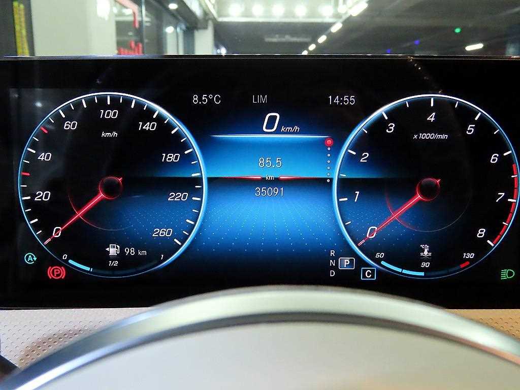 Mercedes Benz A Class - Vista 10