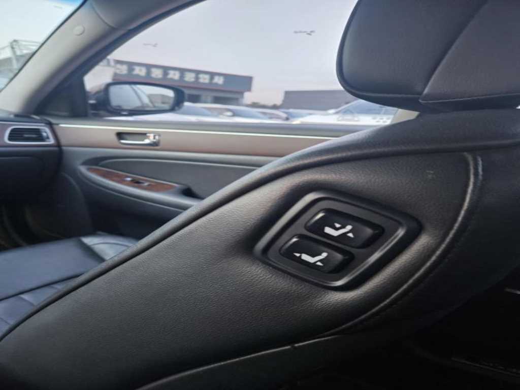 HYUNDAI Genesis 2009 Negro - Importación desde Corea - HF Imports Iquique - Foto 15