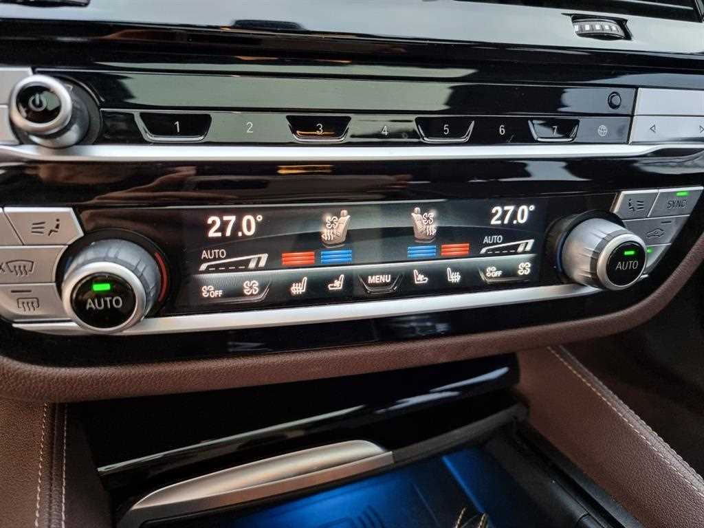 BMW 5 Series - Vista 11