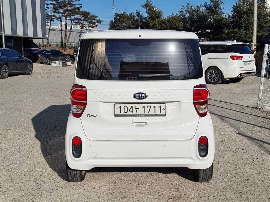 KIA Ray - Vista 4