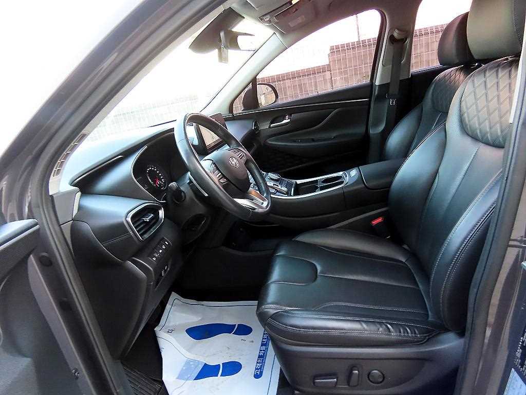 HYUNDAI Santa Fe - Vista 5