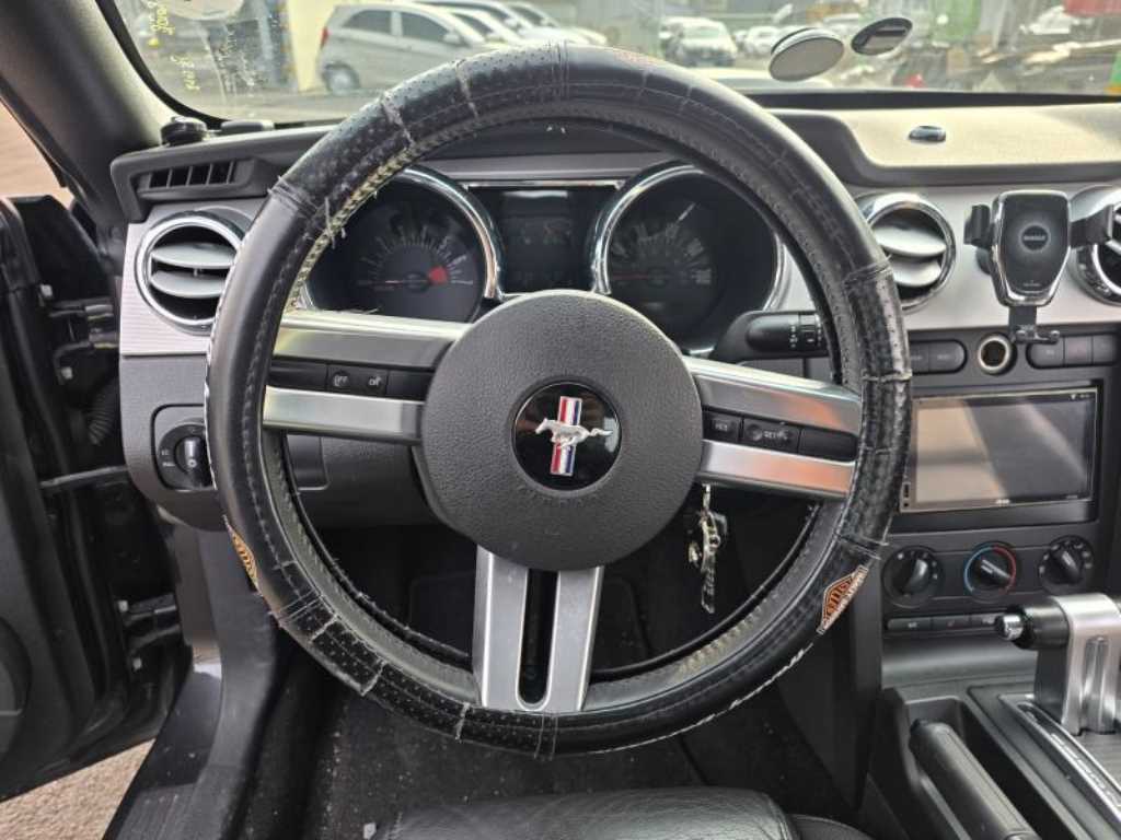 Ford Mustang - Vista 7