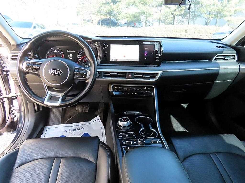 KIA K5 - Vista 7