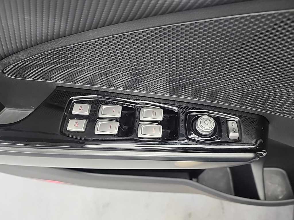 Ssangyong Tivoli 2017 Blanco - Importación desde Corea - HF Imports Iquique - Foto 16