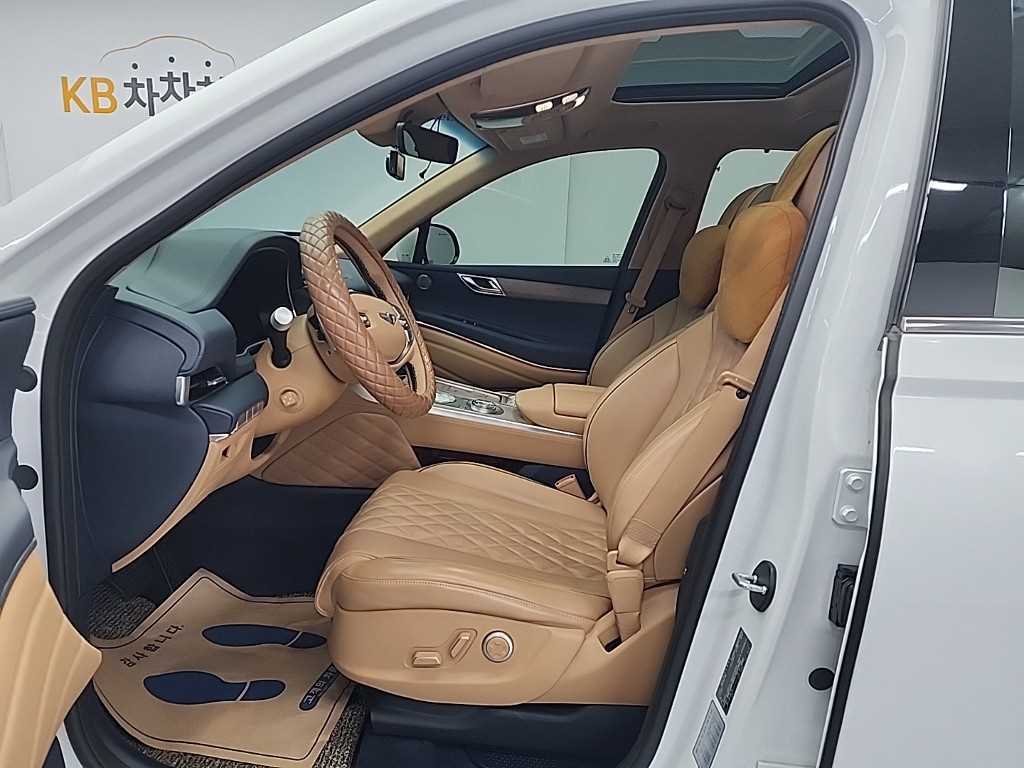 Genesis GV80 - Vista 11