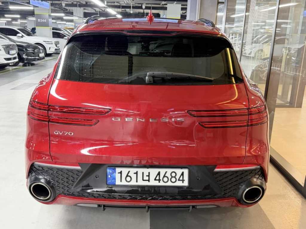 Genesis GV70 - Vista 4