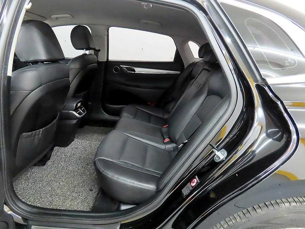 HYUNDAI Grandeur - Vista 6