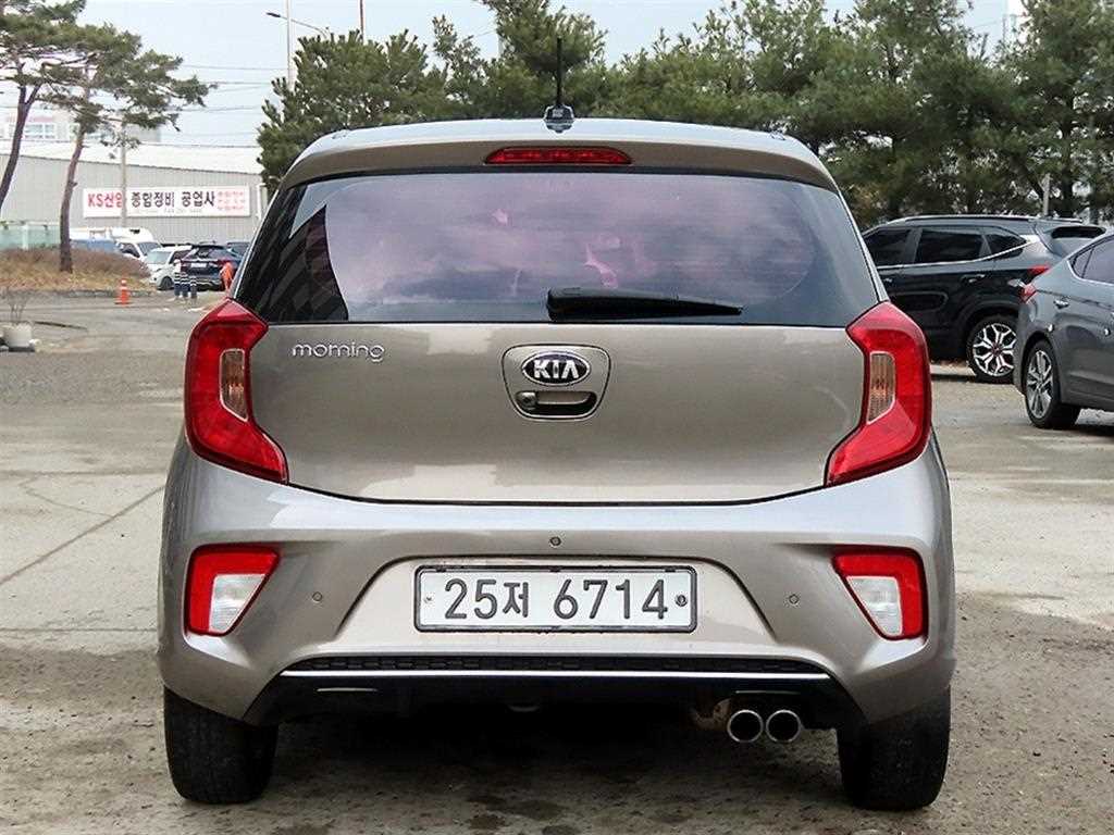 KIA Morning - Vista 4