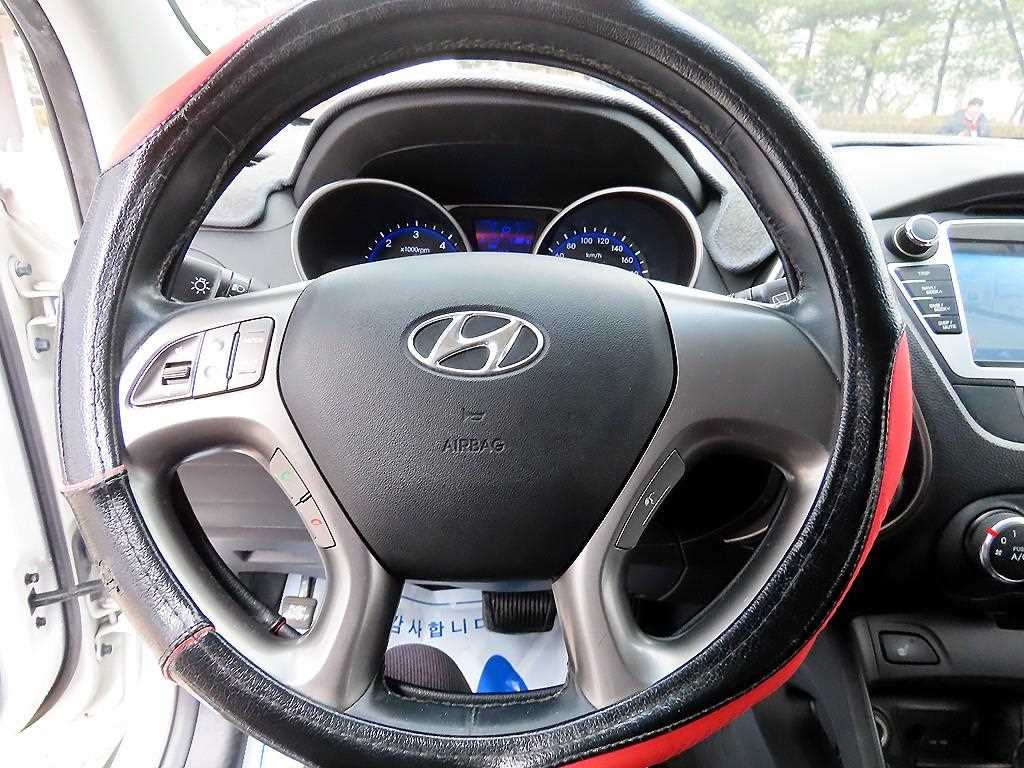 HYUNDAI Tucson - Vista 8