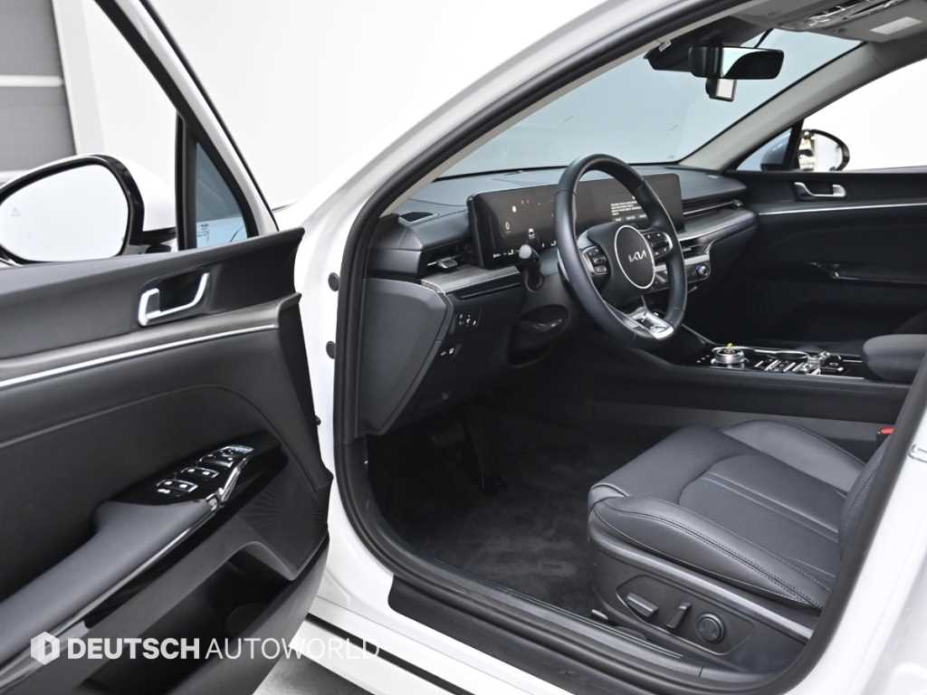 KIA K5 - Vista 11