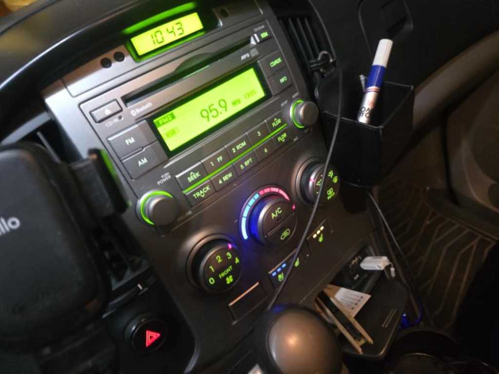 HYUNDAI Starex - Vista 4