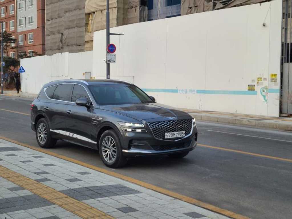 Genesis GV80 - Vista 5