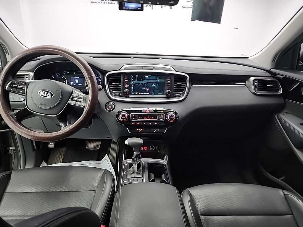 KIA Sorento - Vista 7