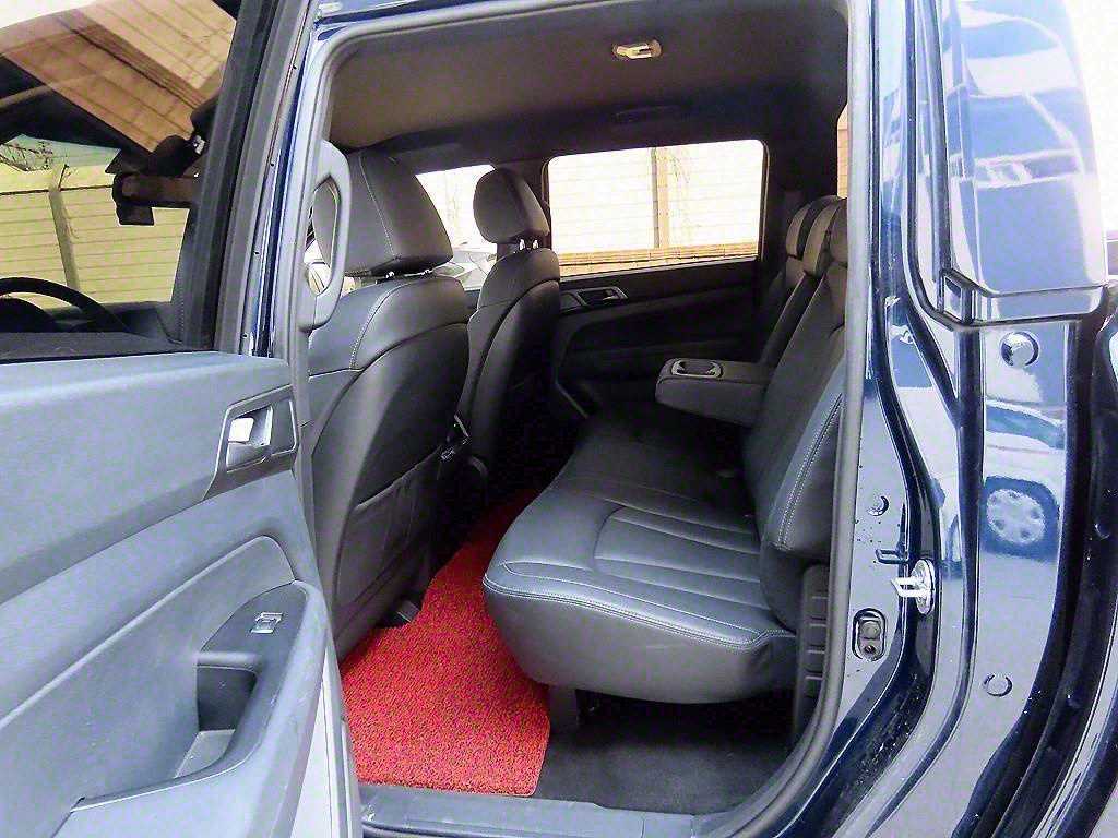 Ssangyong Rexton - Vista 6