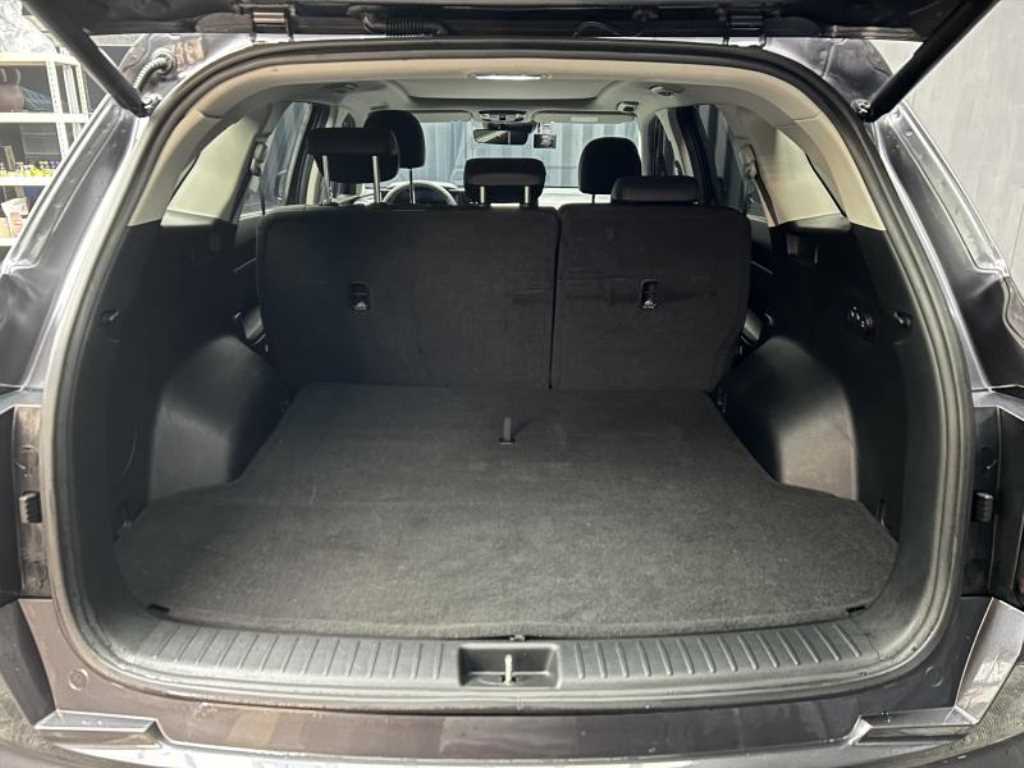 KIA Sorento - Vista 5