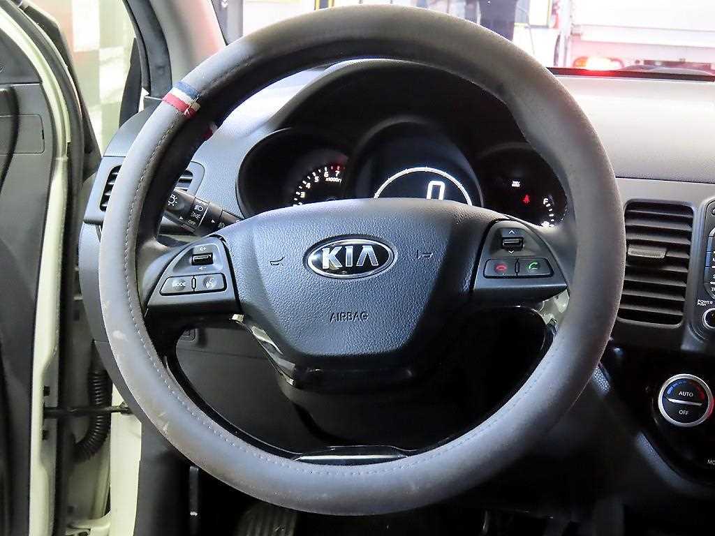 KIA Morning - Vista 8