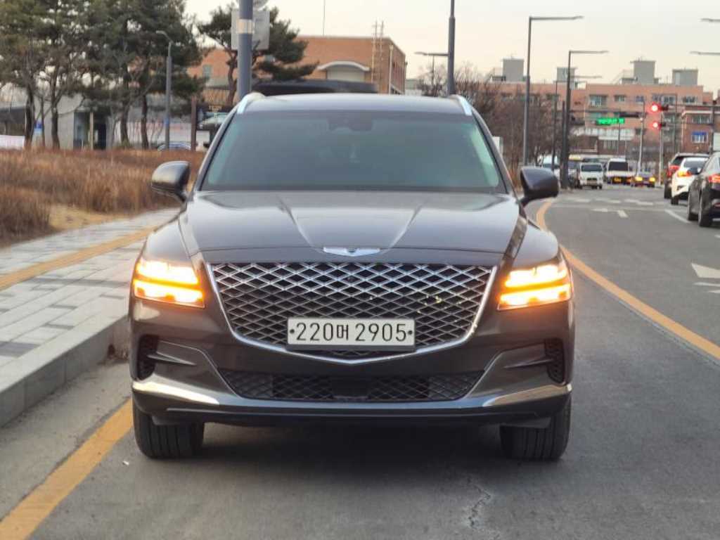 Genesis GV80 - Vista 6