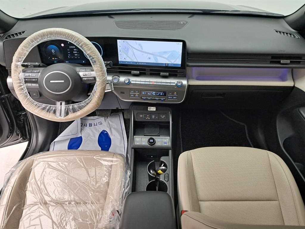 HYUNDAI Kona - Vista 6