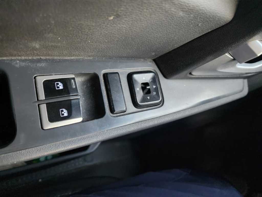 medium and large cargo Cargo 2020 Blanco - Importación desde Corea - HF Imports Iquique - Foto 14