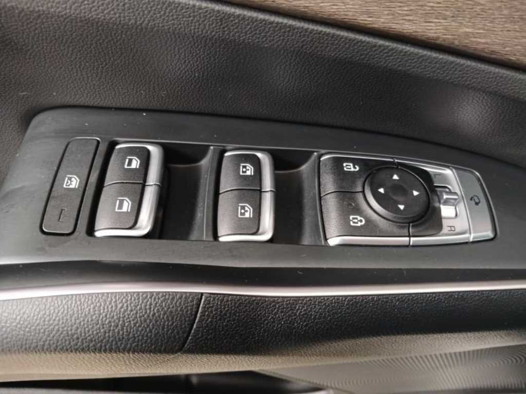 KIA Sorento - Vista 8