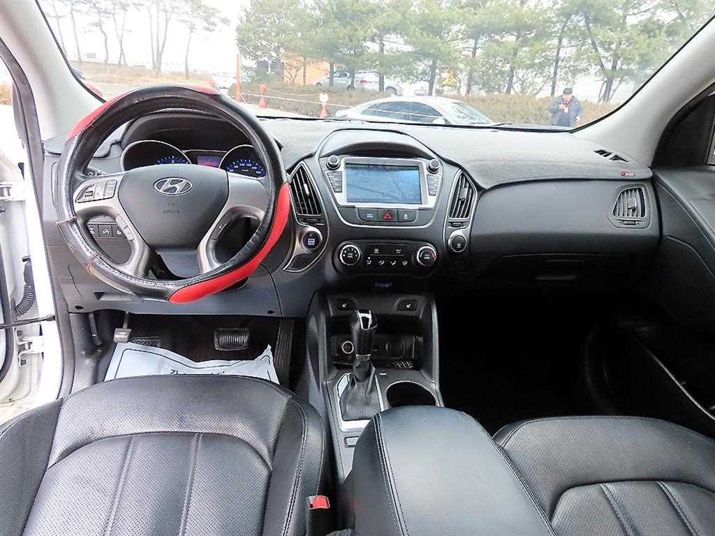 HYUNDAI Tucson - Vista 7