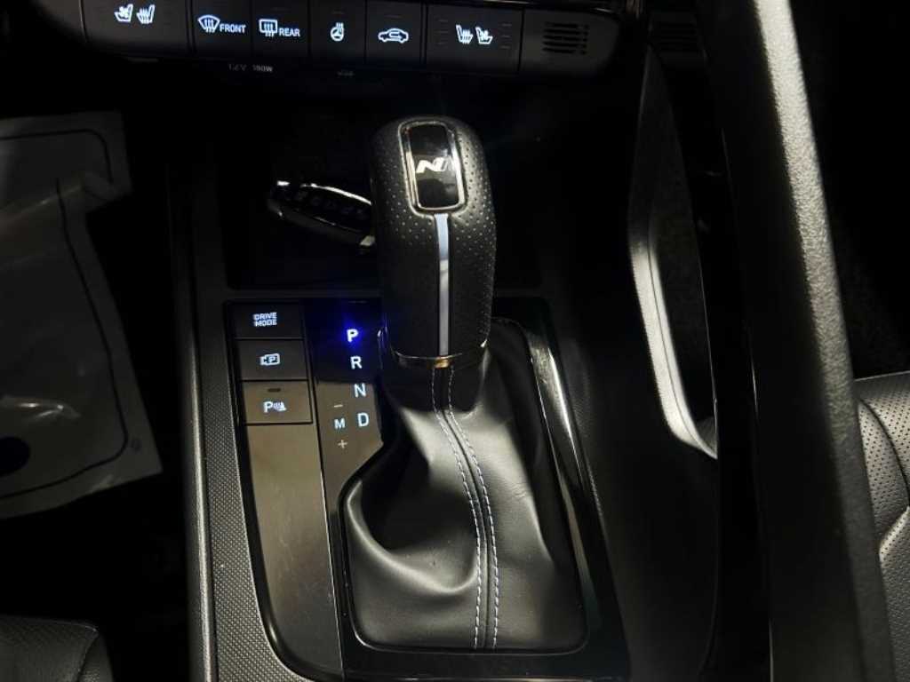 HYUNDAI Avante - Vista 6