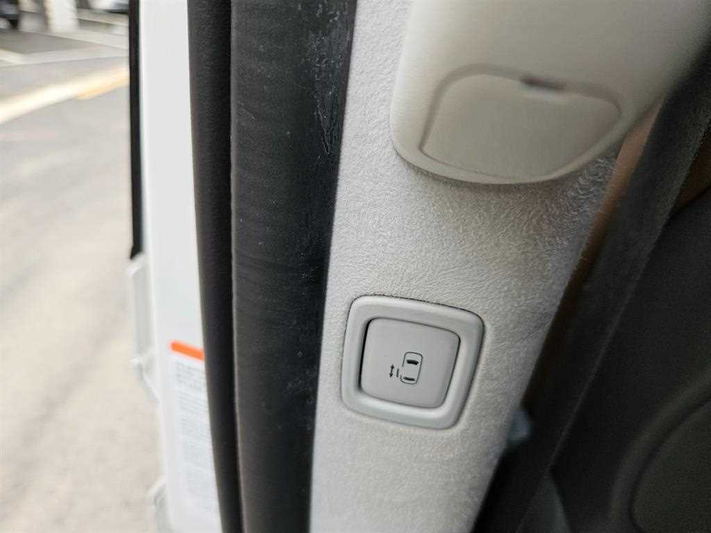 HYUNDAI Staria 2023 Blanco - Importación desde Corea - HF Imports Iquique - Foto 14