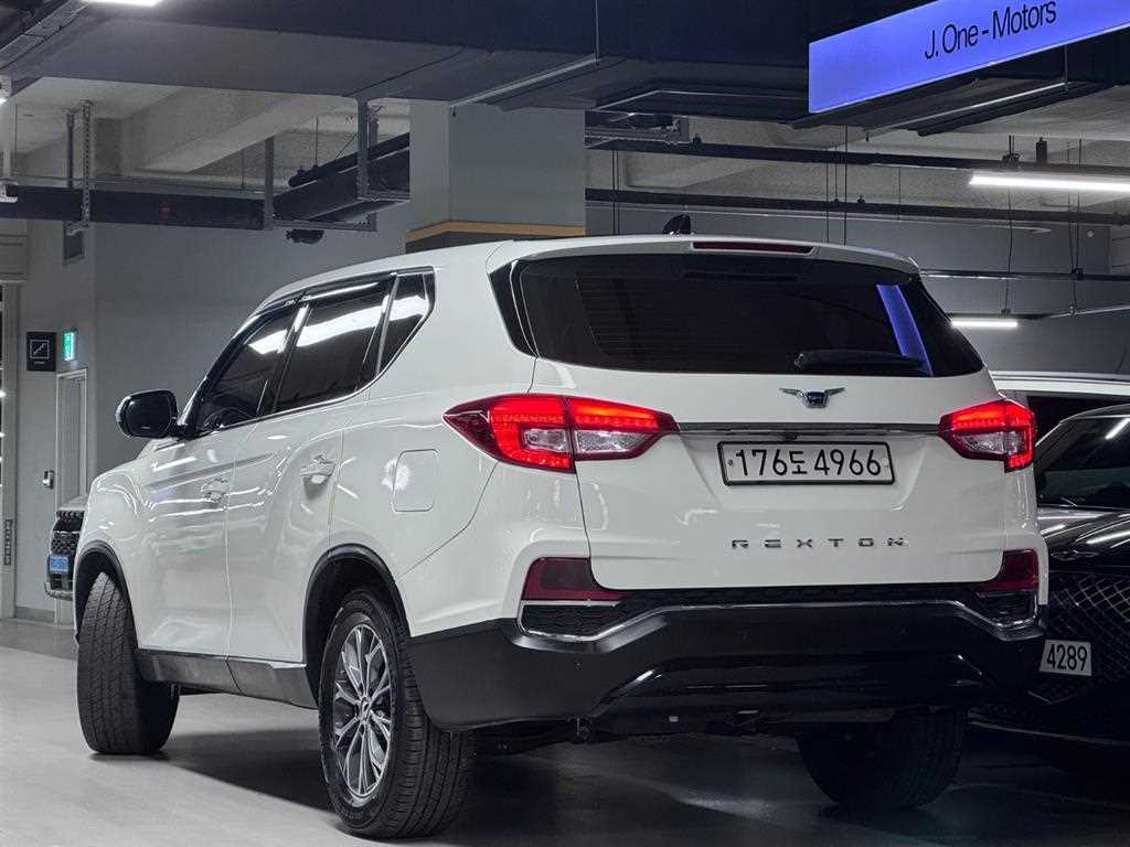 Ssangyong Rexton - Vista 3