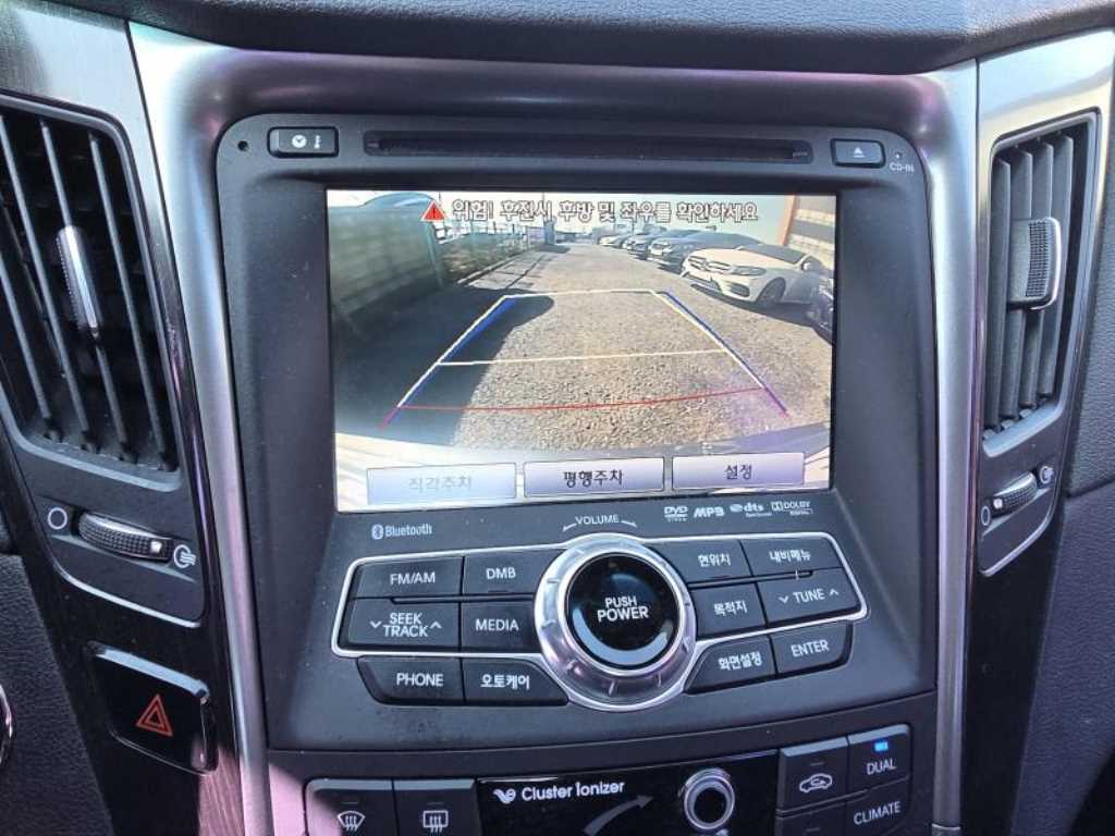 HYUNDAI Sonata - Vista 11