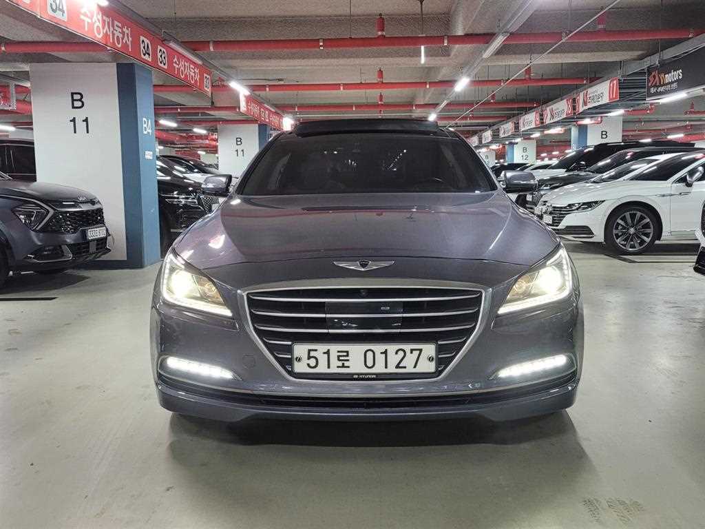 HYUNDAI Genesis - Vista 2