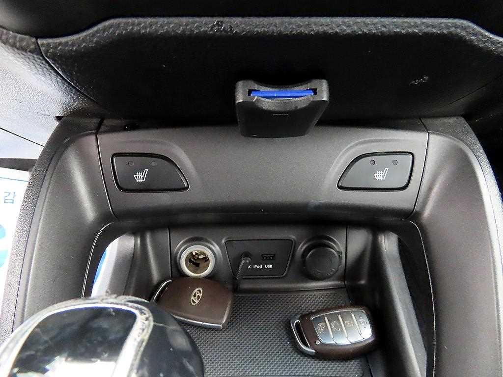 HYUNDAI Tucson 2015 Blanco - Importación desde Corea - HF Imports Iquique - Foto 13