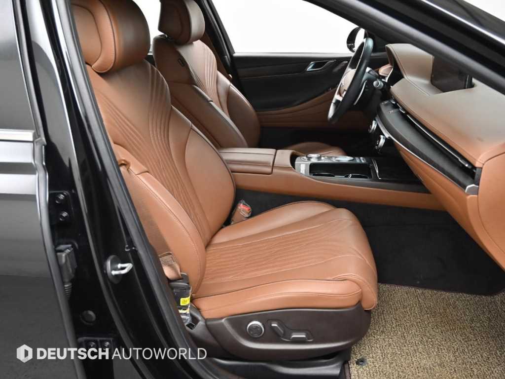 Genesis G80 - Vista 10