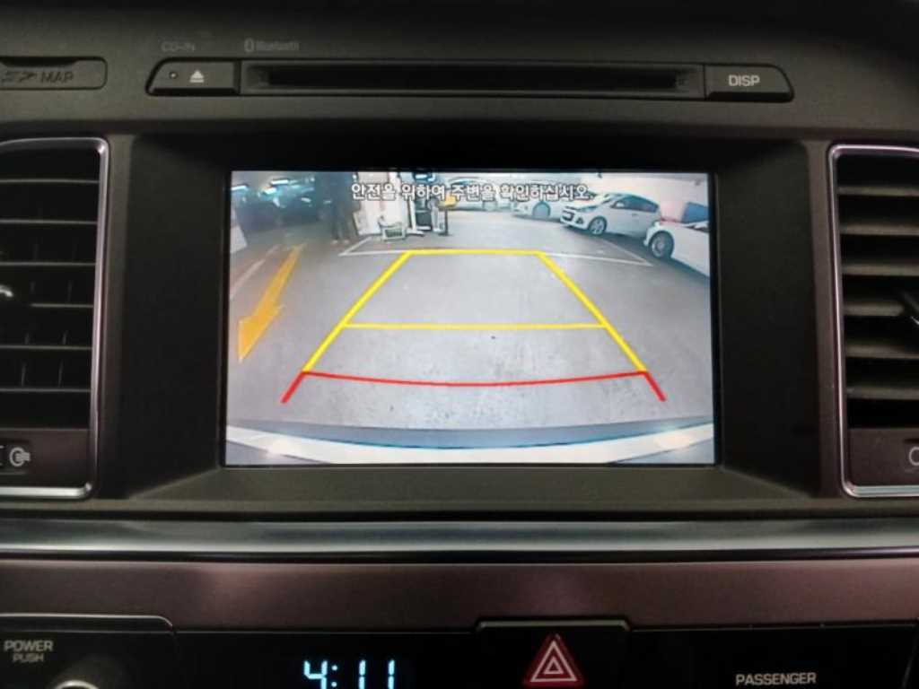 HYUNDAI Sonata - Vista 11