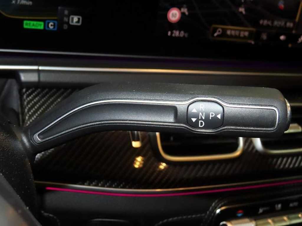 Mercedes Benz GLE Class - Vista 12