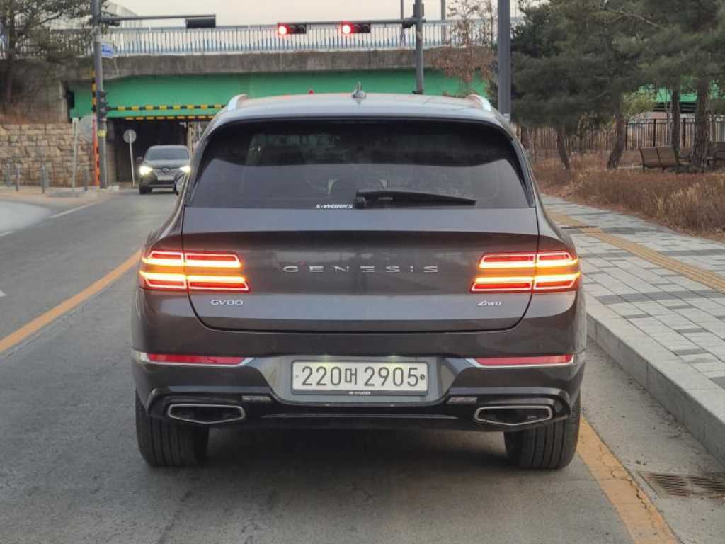 Genesis GV80 - Vista 3