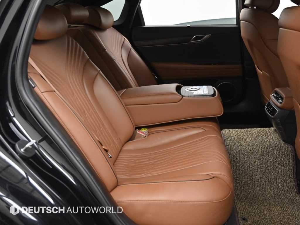 Genesis G80 - Vista 12