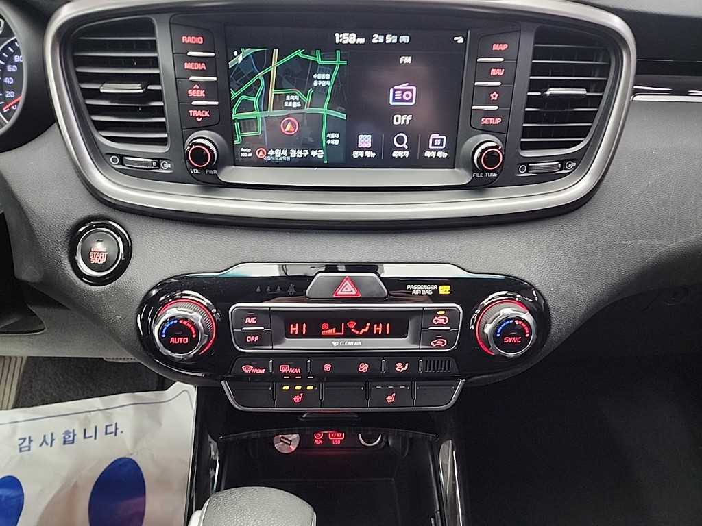 KIA Sorento - Vista 10