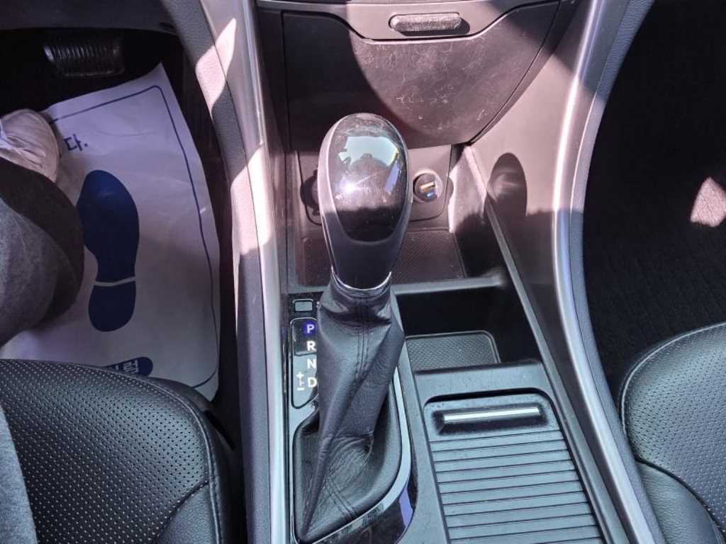 HYUNDAI Sonata 2012 Gris - Importación desde Corea - HF Imports Iquique - Foto 13