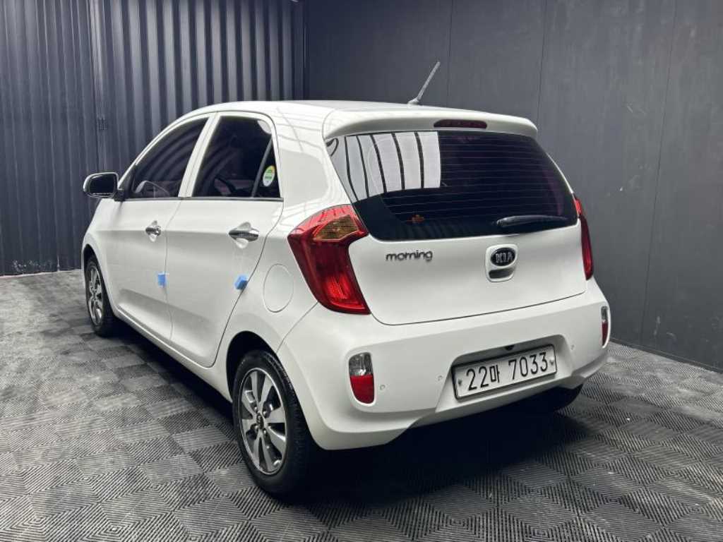 KIA Morning - Vista 3